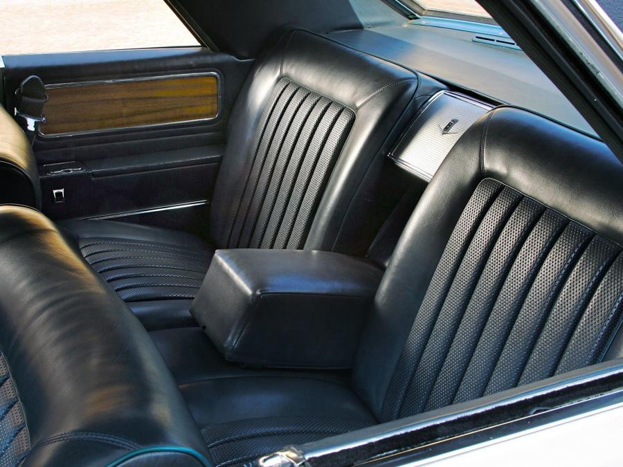  Opel Diplomat V8 Coupe 1965 года  (фото 3 из 16)